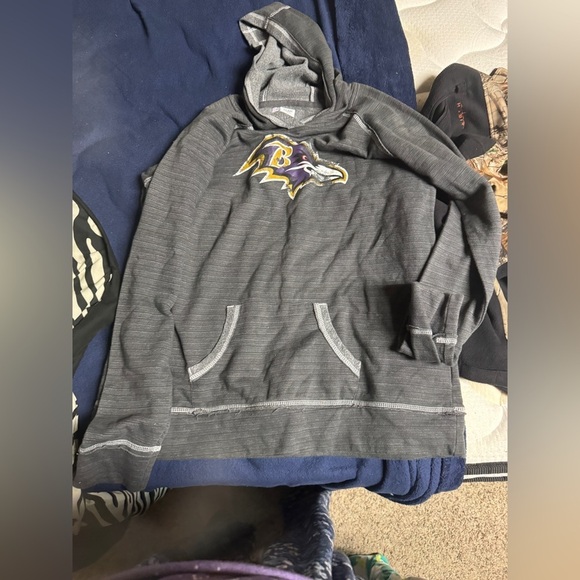 NFL Tops - women’s hoodie